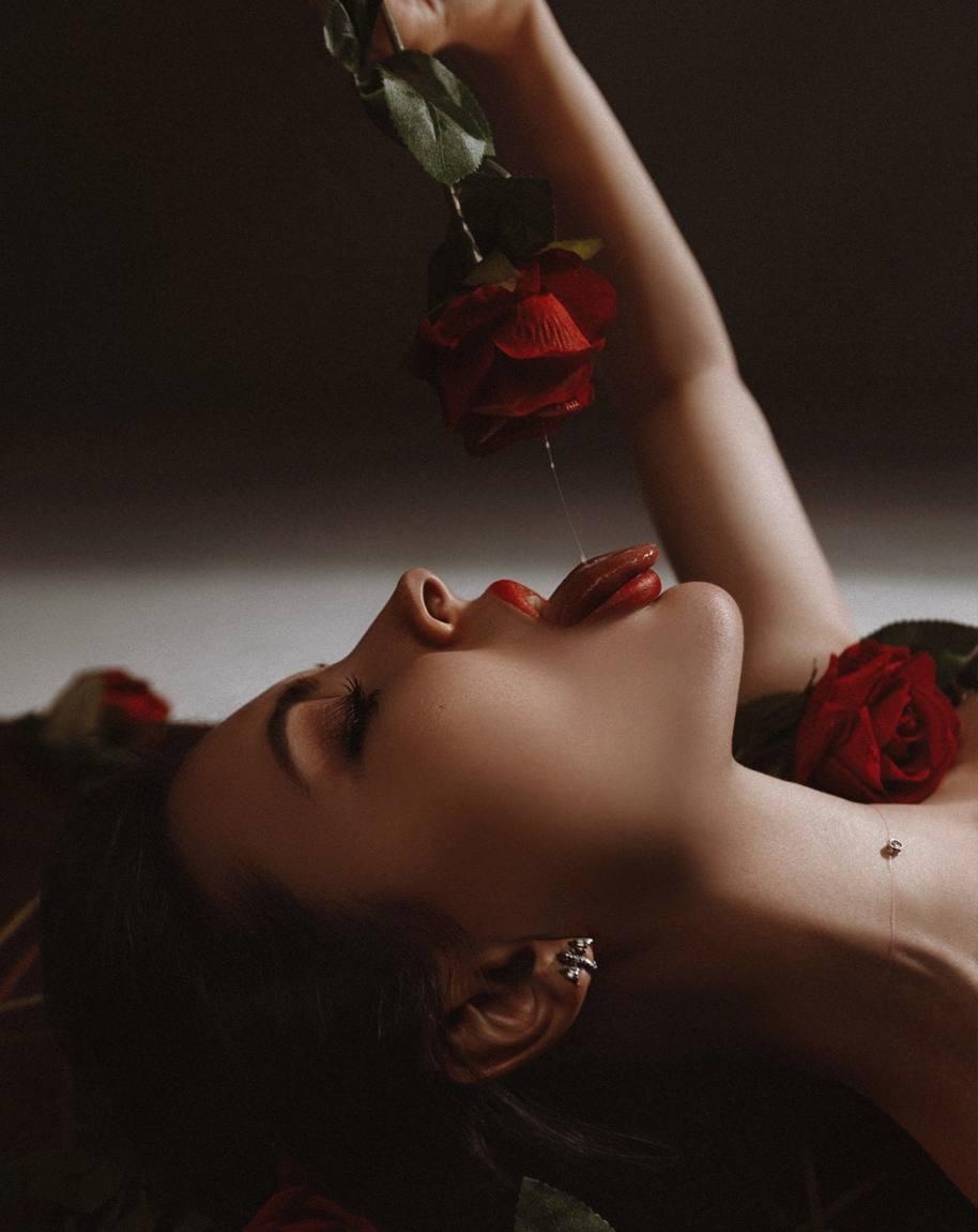 Варечка привлекательная девушка из Тейково цена от 7000 руб